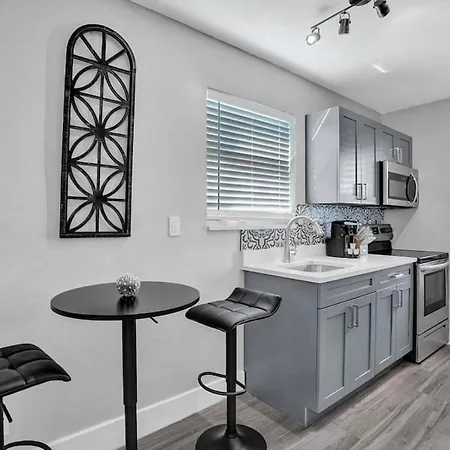 Rustic Retreats Cozy 1Br For 4 Guests Minutes From Las Olas